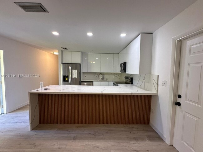 Photo - 3755 Oak Ave