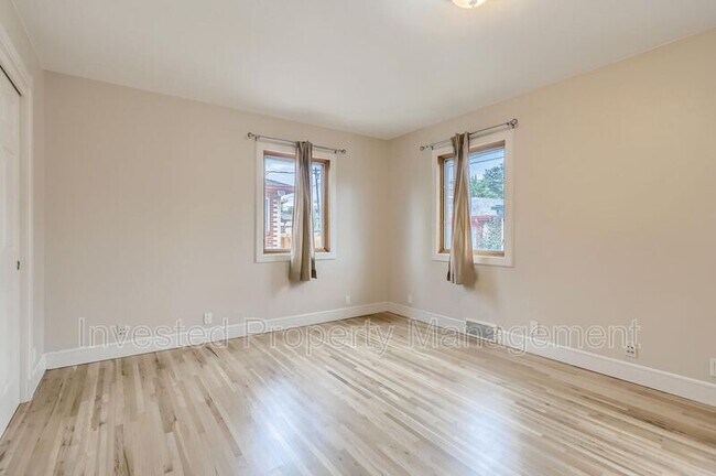 Photo - 3580 S Marion St Unit A