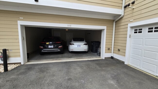 Photo - 10321 Sablewood Dr Unidad 106