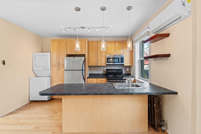 Photo - 6 Burr Pl Unit 2