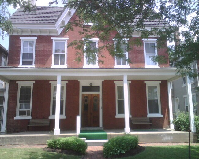 Photo - 157 S Main St Unit 1