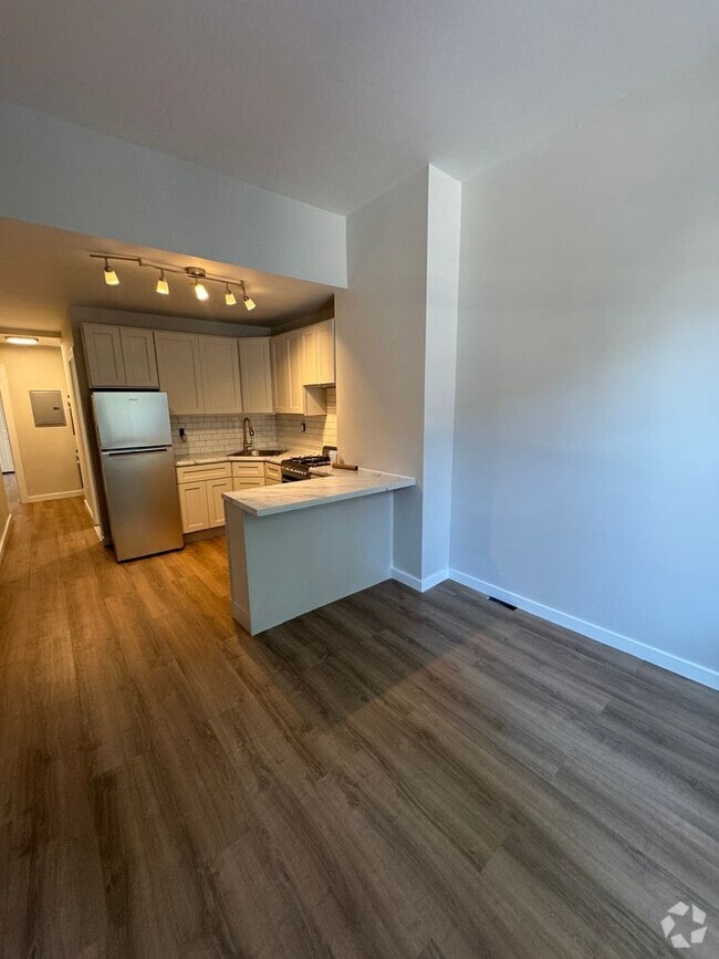Building Photo - 1839 Master St Unit 1 Rental