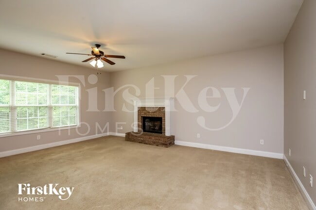 Photo - 6310 Spring Cove Dr