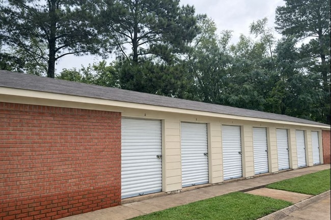 Photo - 410 Oakwood Ave Unit 12