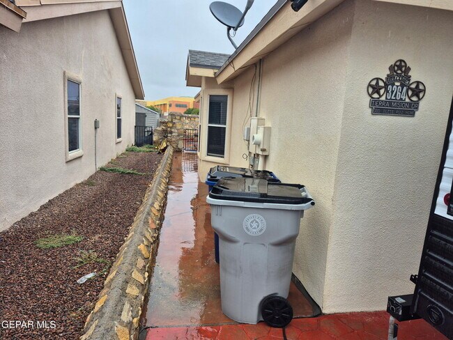 3264 Tierra Mision Dr