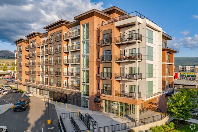 Building Exterior - The Woods at Willow Park