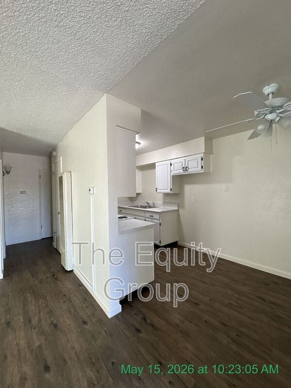 Photo - 1426 W Elowin Ave