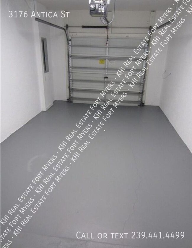 Building Photo - 3176 Antica St Rental
