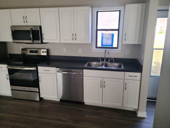 Photo - 2 Bed 1 Bath Rancher-Chesterfield -Courthouse Rd/Providence Rd Area