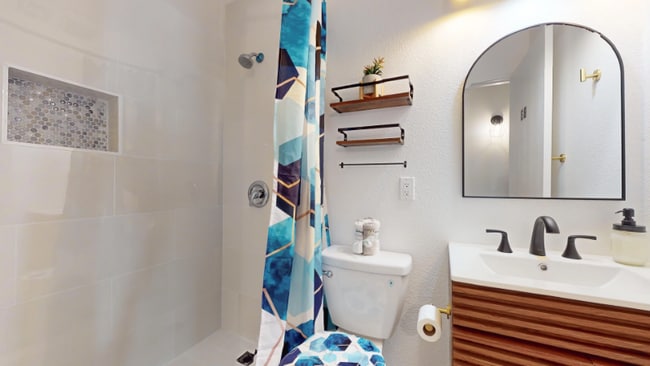 Photo - 7901 Aplin Ave