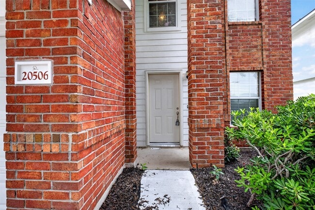 Photo - 20506 Fairworth Pl Ln