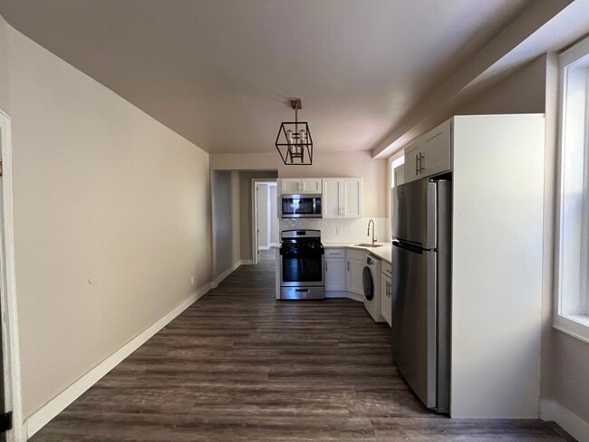 Photo - 262 Hutton St Unidad 3R