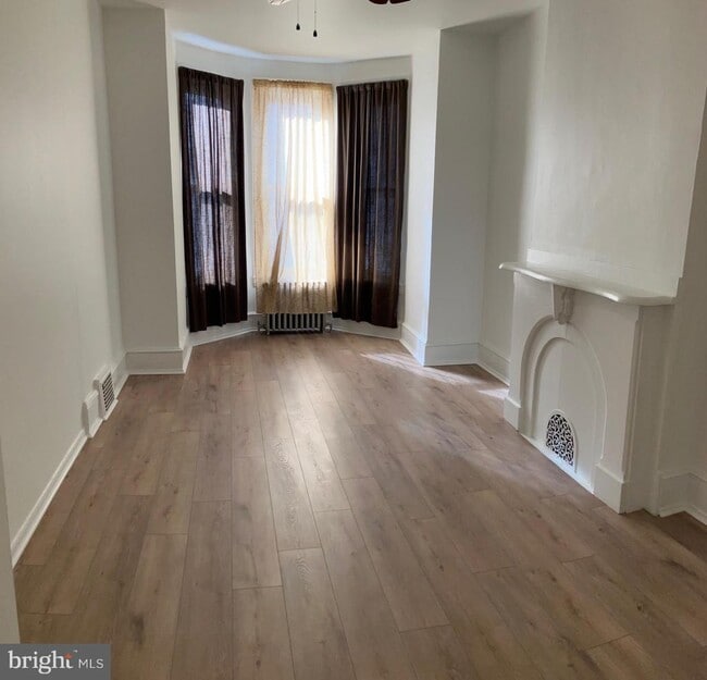 Photo - 2303 Catharine St