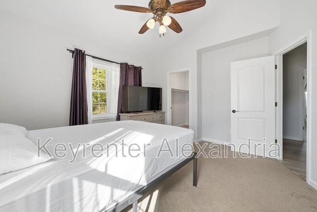 Photo - 6022 Rixey Dr