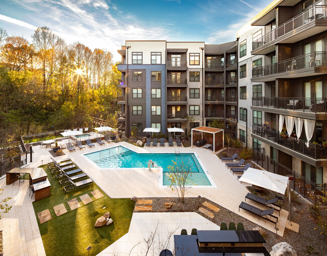 Building Photo - NOVEL West Midtown by Crescent Communities Rental