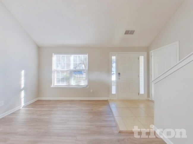 Photo - 11011 Pointer Ridge Dr