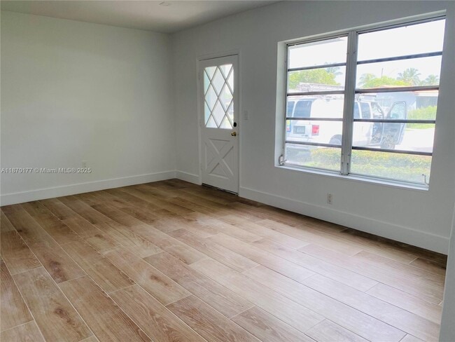 Photo - 8130 SW 37th Terrace