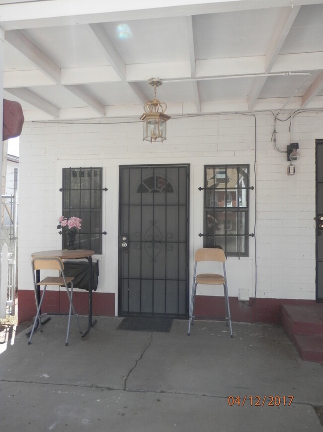 Photo - 300 S Iron St Unit Apt.