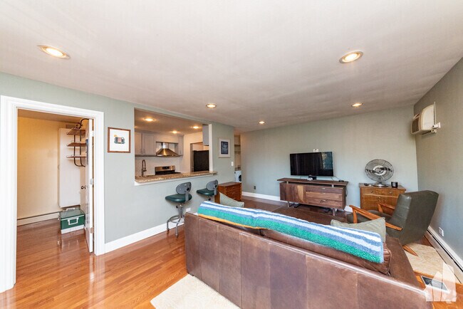 Building Photo - 4136 N California Ave Unit 304 Rental