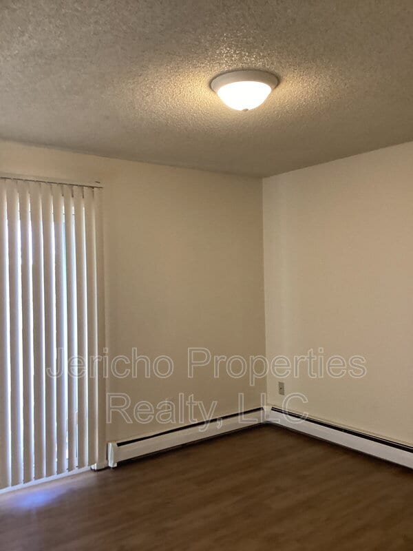 Photo - 1865 Independence St