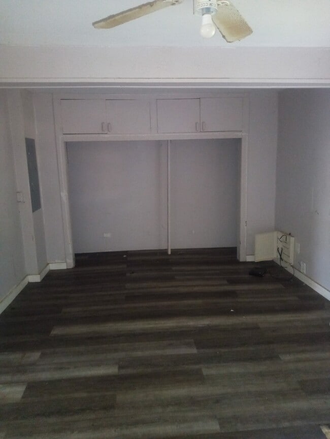 Photo - 411 N Cochran St