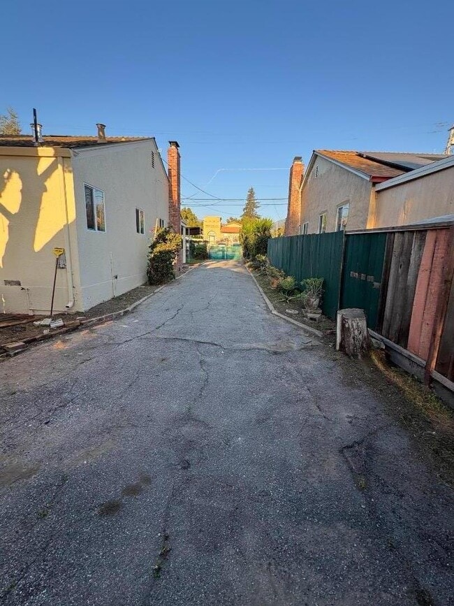 Photo - 277 Kirk Ave