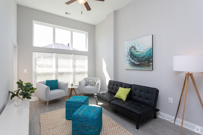 1HAB, 1BA - 711 ft²