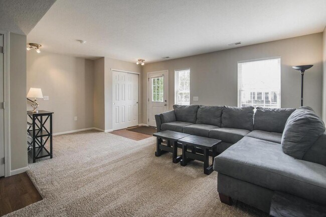 Sótano terminado en el nivel de entrada - 6014 Turnwood Dr Unidad 6014