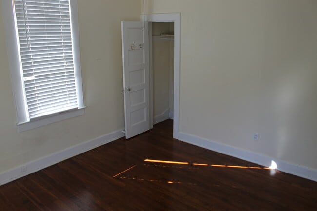 Photo - 1022 Riviera St