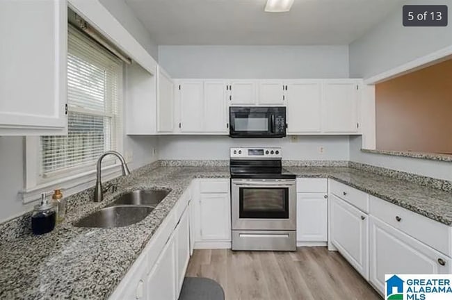 Photo - 218 Carl Nichols Dr