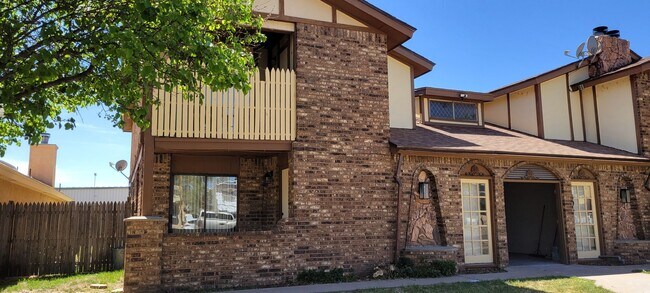 Building Photo - rl0800 Unit 804-2