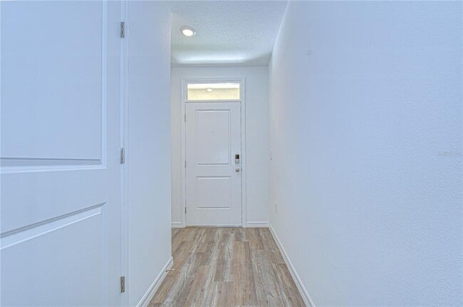 Photo - 32463 Weathered Oak Dr