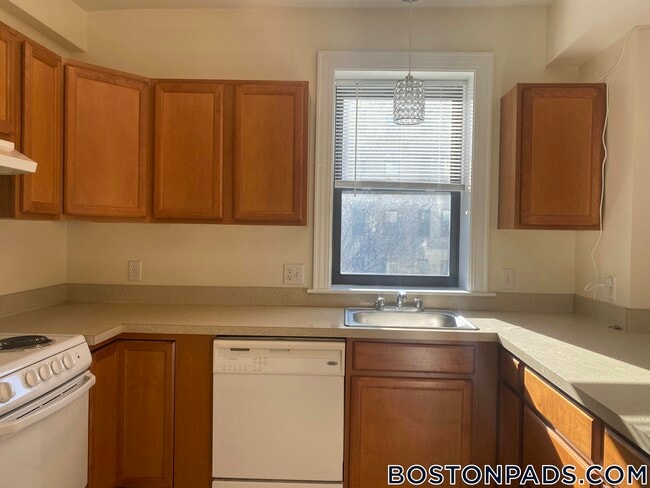 Photo - 881 Massachusetts Ave Unidad 52