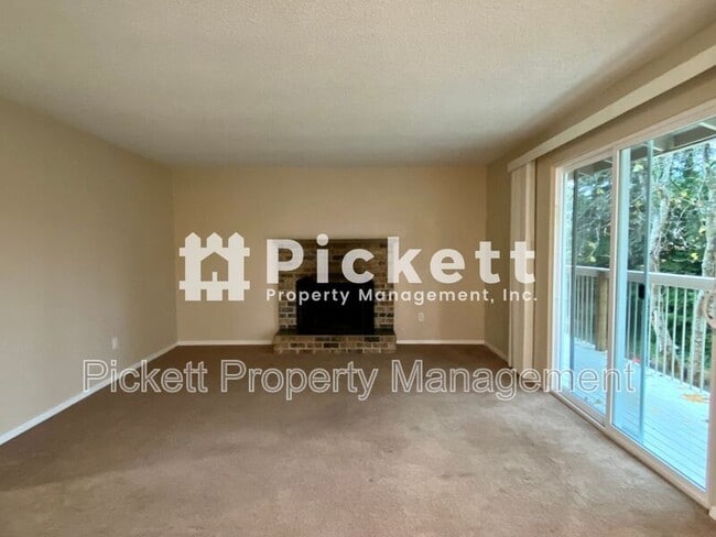Photo - 11660 Schold Rd NW