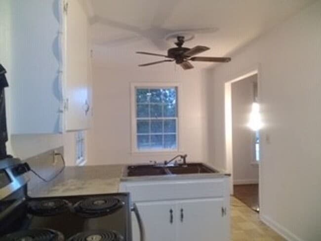 Photo - 3 Bedroom, 1 Bath house