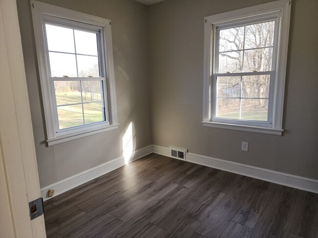 Photo - 3 bed 2 bath Rental