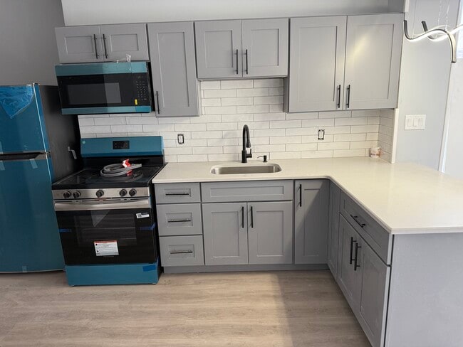 Photo - 2517 Island Ave