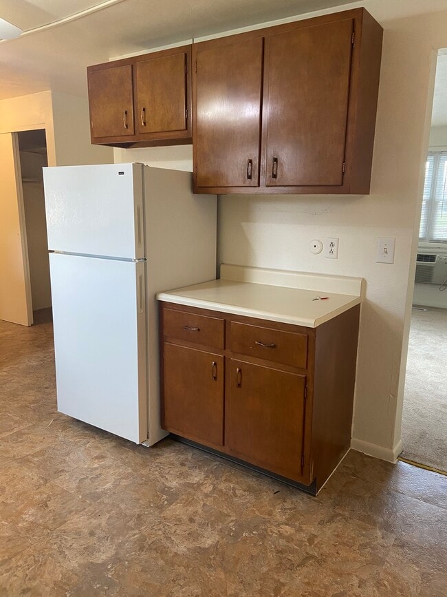 Photo - Ivy Manor Apartments LLC