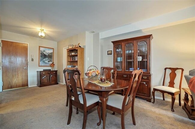 Photo - 320 Fort Duquesne Blvd