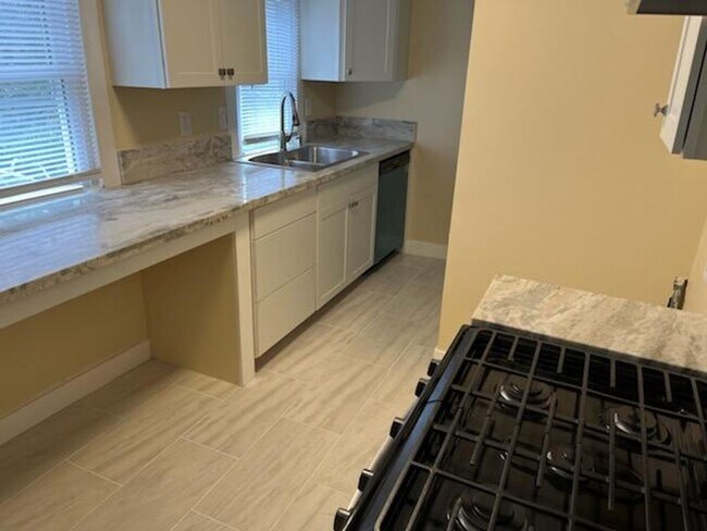 Photo - 1282 Vinton Ave Unidad #4