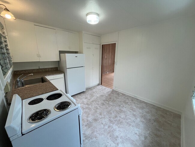 Photo - 2238 Aulii St