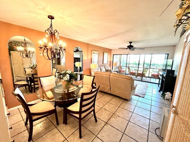 Photo - **Charming Ground Floor Condo in Oakwood S... Unidad 2275 S McCall Rd #102