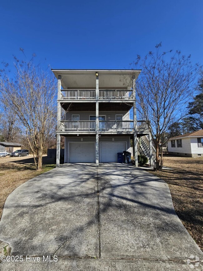 Building Photo - 109 Spargo St Rental