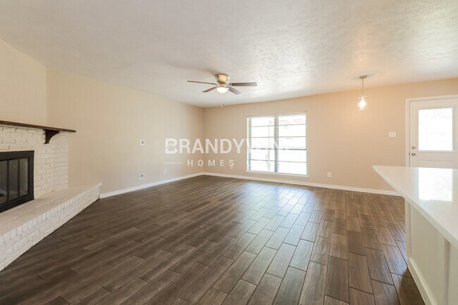 4225 Mary Jane Ln