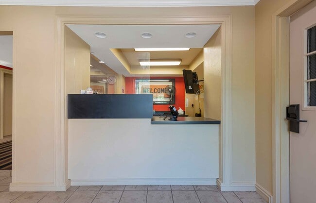 Photo - Furnished Studio-Hanover - Parsippany
