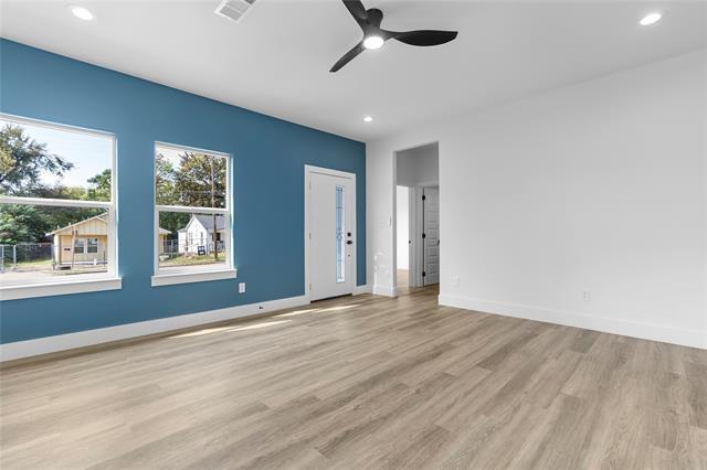 Photo - 2724 Swanson St