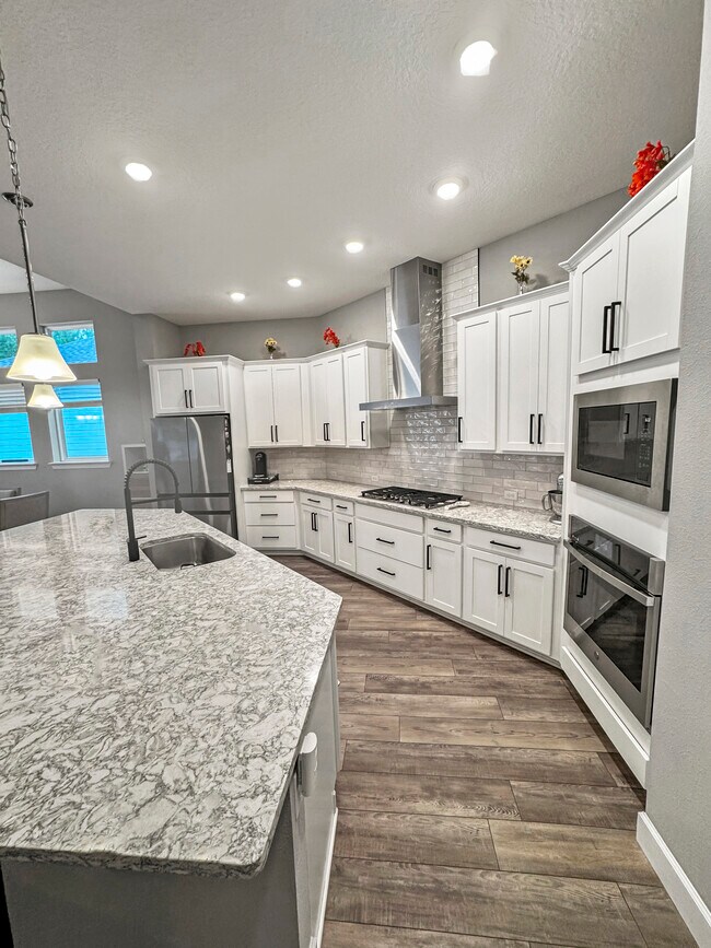 Photo - 179 Sparrow Crk Dr