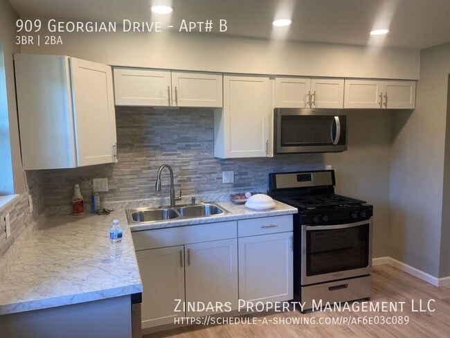 Building Photo - 909 Georgian Dr Unit Apt# B