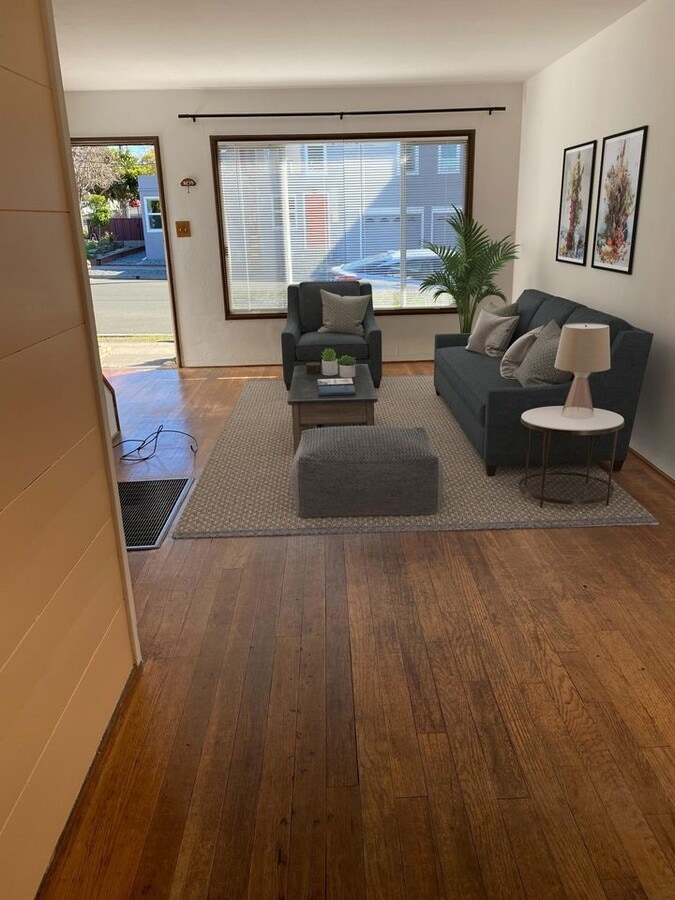 Photo - 6623 Waldo Ave