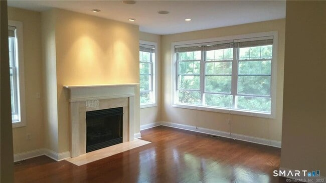 140 Kyles Way Unit 140